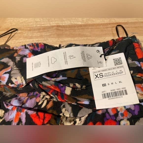 Zara Bandeau flower print top in size XS. Super cute & brand new 🦋 - Picture 2 of 8